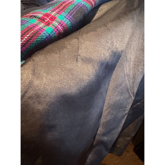 Rare find! Petite Pendleton Pure Virgin Wool Plaid Lined Blazer with Shoulder pa - Picture 6 of 12